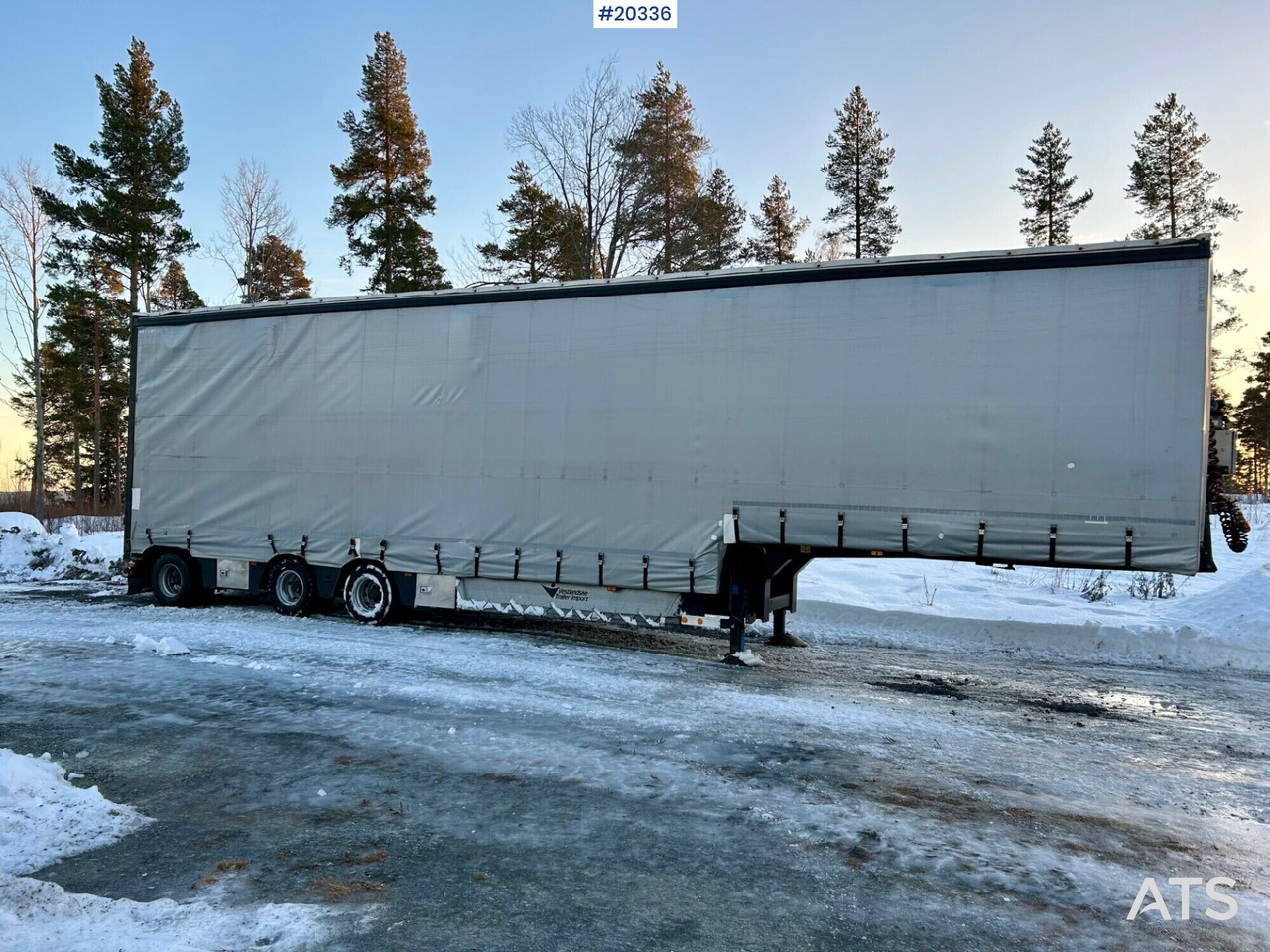 HRD Jumbo tralle med bredding - Puspiekabe slēgtā virsbūve: foto 4 HRD Jumbo tralle med bredding - Puspiekabe slēgtā virsbūve: foto 4