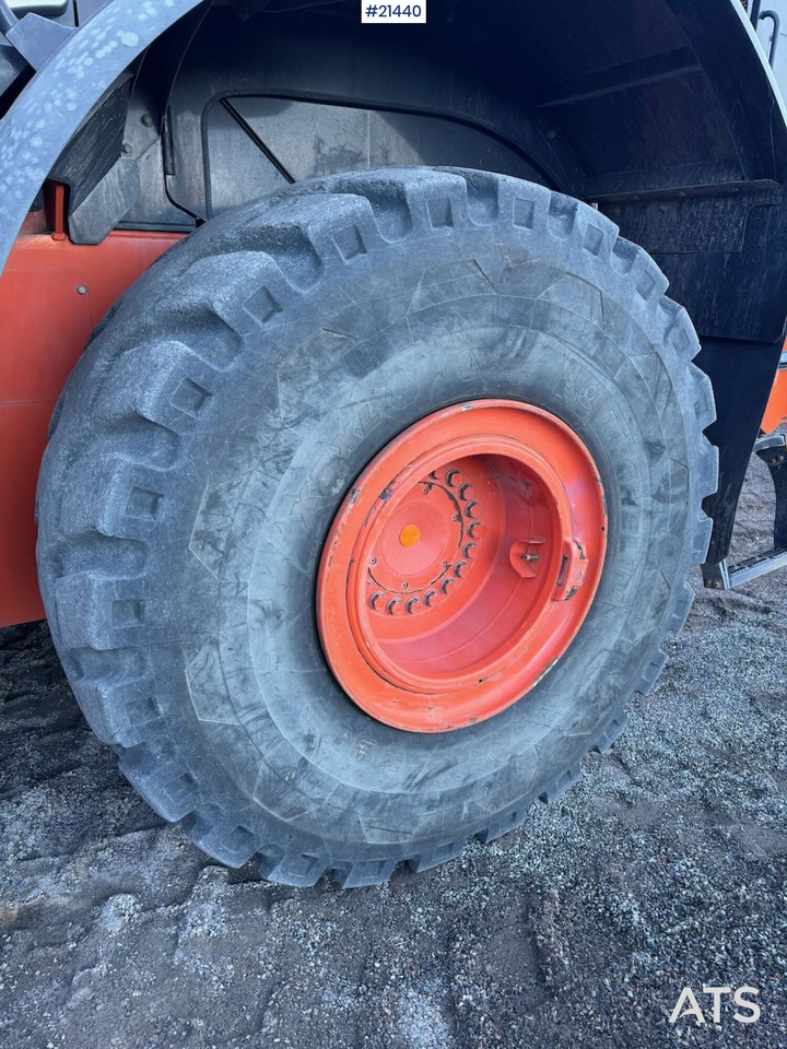 Riteņu iekrāvējs Hitachi ZW310: foto 12 Riteņu iekrāvējs Hitachi ZW310: foto 12