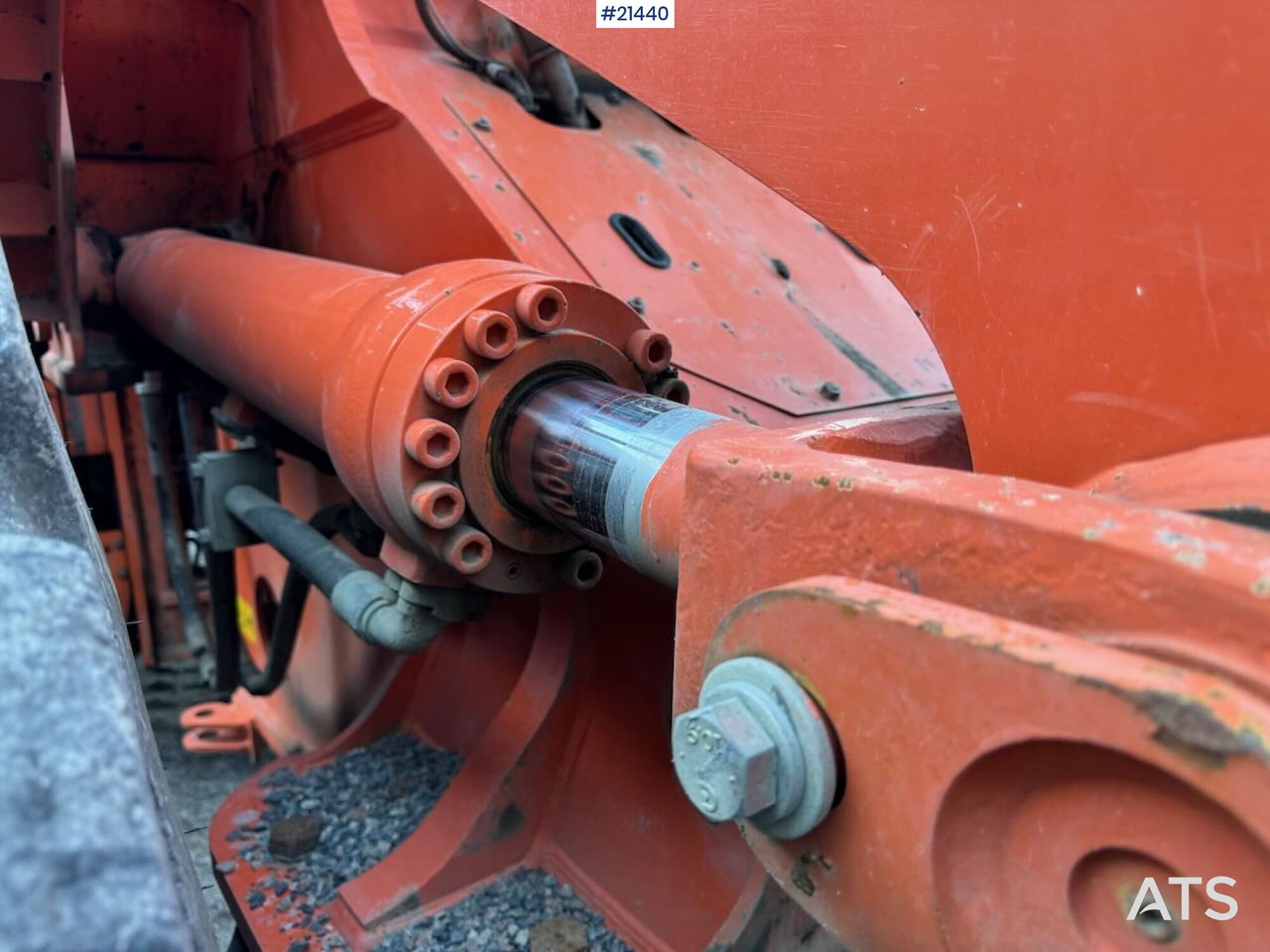 Riteņu iekrāvējs Hitachi ZW310: foto 22 Riteņu iekrāvējs Hitachi ZW310: foto 22