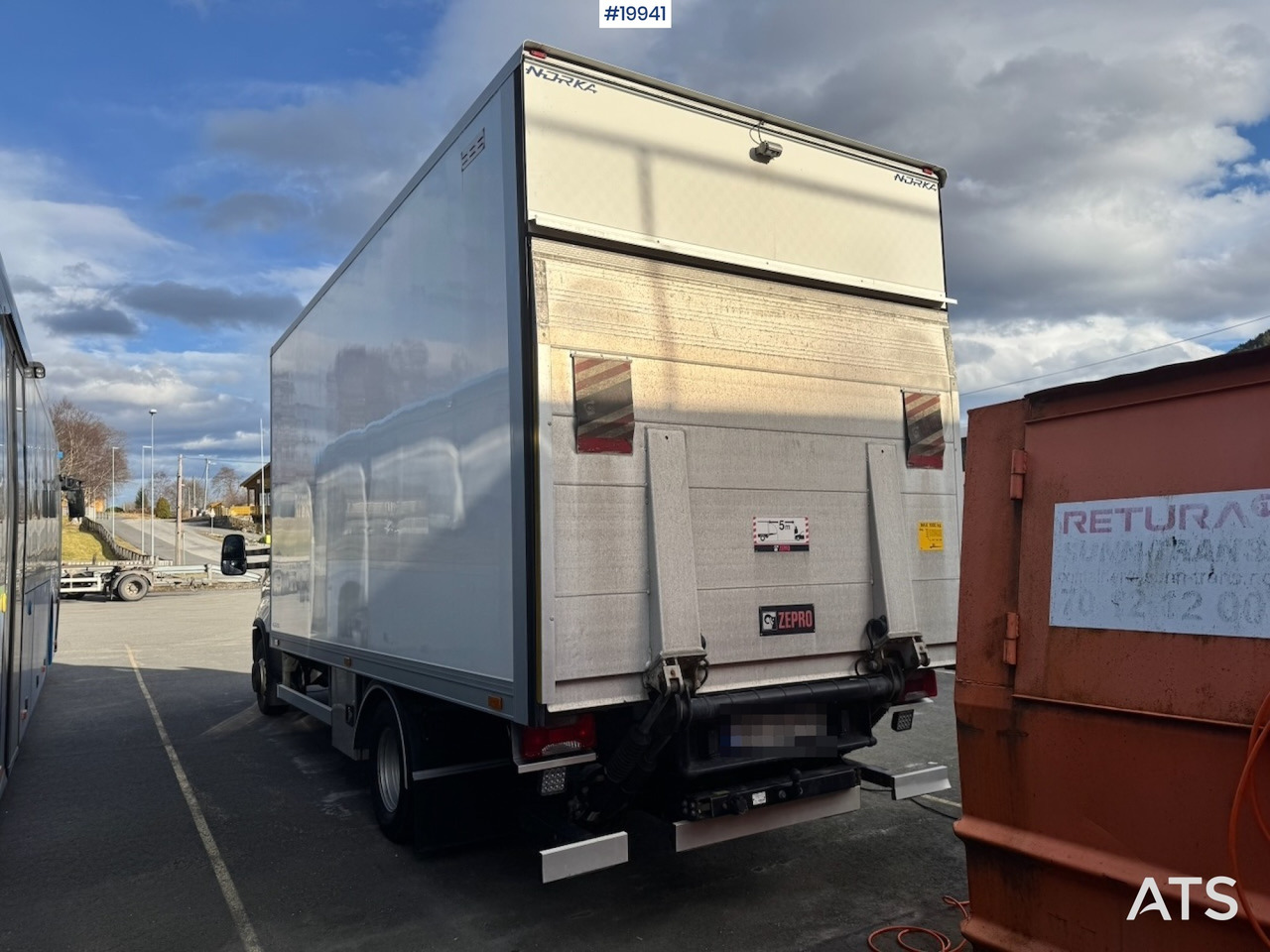 Iveco 70C21 - Kravas automašīna ar slēgto virsbūvi: foto 4 Iveco 70C21 - Kravas automašīna ar slēgto virsbūvi: foto 4