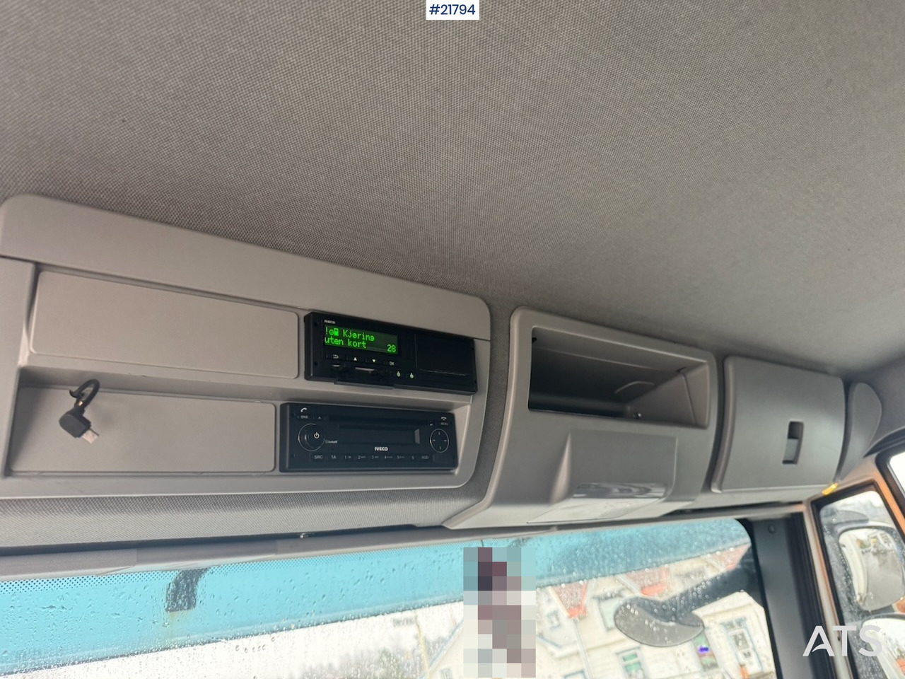 Kravas automašīna ar slēgto virsbūvi Iveco 75E-210: foto 38 Kravas automašīna ar slēgto virsbūvi Iveco 75E-210: foto 38