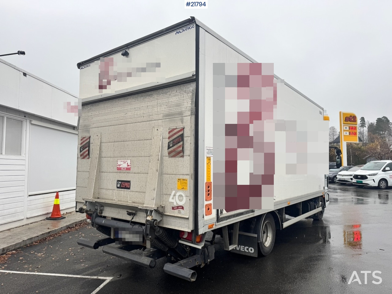 Kravas automašīna ar slēgto virsbūvi Iveco 75E-210: foto 6 Kravas automašīna ar slēgto virsbūvi Iveco 75E-210: foto 6