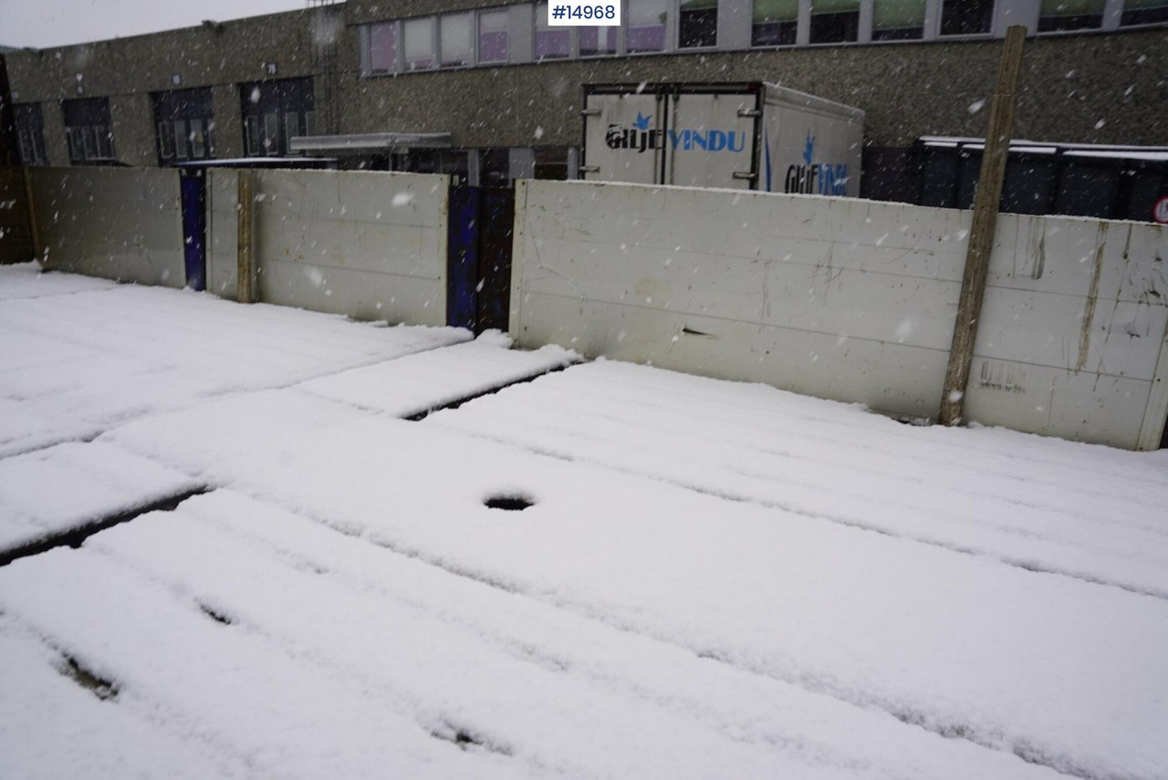 Bortu puspiekabe/ Platforma Kel-berg Rettsemi m/uttrekk: foto 17