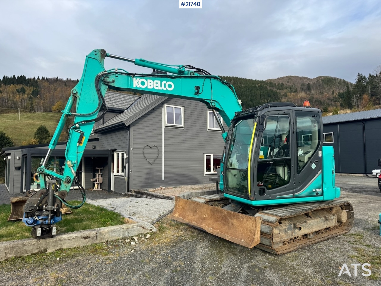 Kobelco 2018 Kobelco SK75SR-3E m/ Rototilt, 2 skuffer og Klype. 1850 timer! - Kāpurķēžu ekskavators: foto 2 Kobelco 2018 Kobelco SK75SR-3E m/ Rototilt, 2 skuffer og Klype. 1850 timer! - Kāpurķēžu ekskavators: foto 2