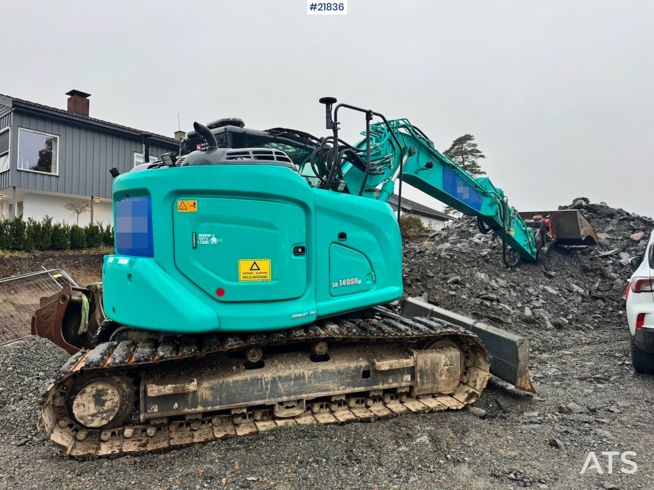 Kobelco SK140SRLC-7 Beltegraver m/ MYE utstyr. 2750 timer. - Kāpurķēžu ekskavators: foto 1 Kobelco SK140SRLC-7 Beltegraver m/ MYE utstyr. 2750 timer. - Kāpurķēžu ekskavators: foto 1