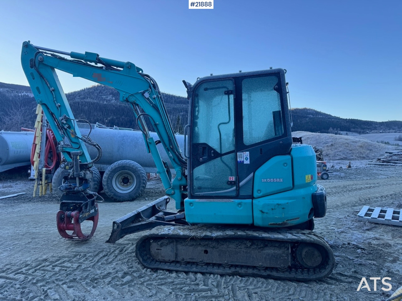 Kobelco SK55SRX-6 m/ Rototilt og 3 skuffer. 2330 timer! SE VIDEO - Kāpurķēžu ekskavators: foto 4 Kobelco SK55SRX-6 m/ Rototilt og 3 skuffer. 2330 timer! SE VIDEO - Kāpurķēžu ekskavators: foto 4