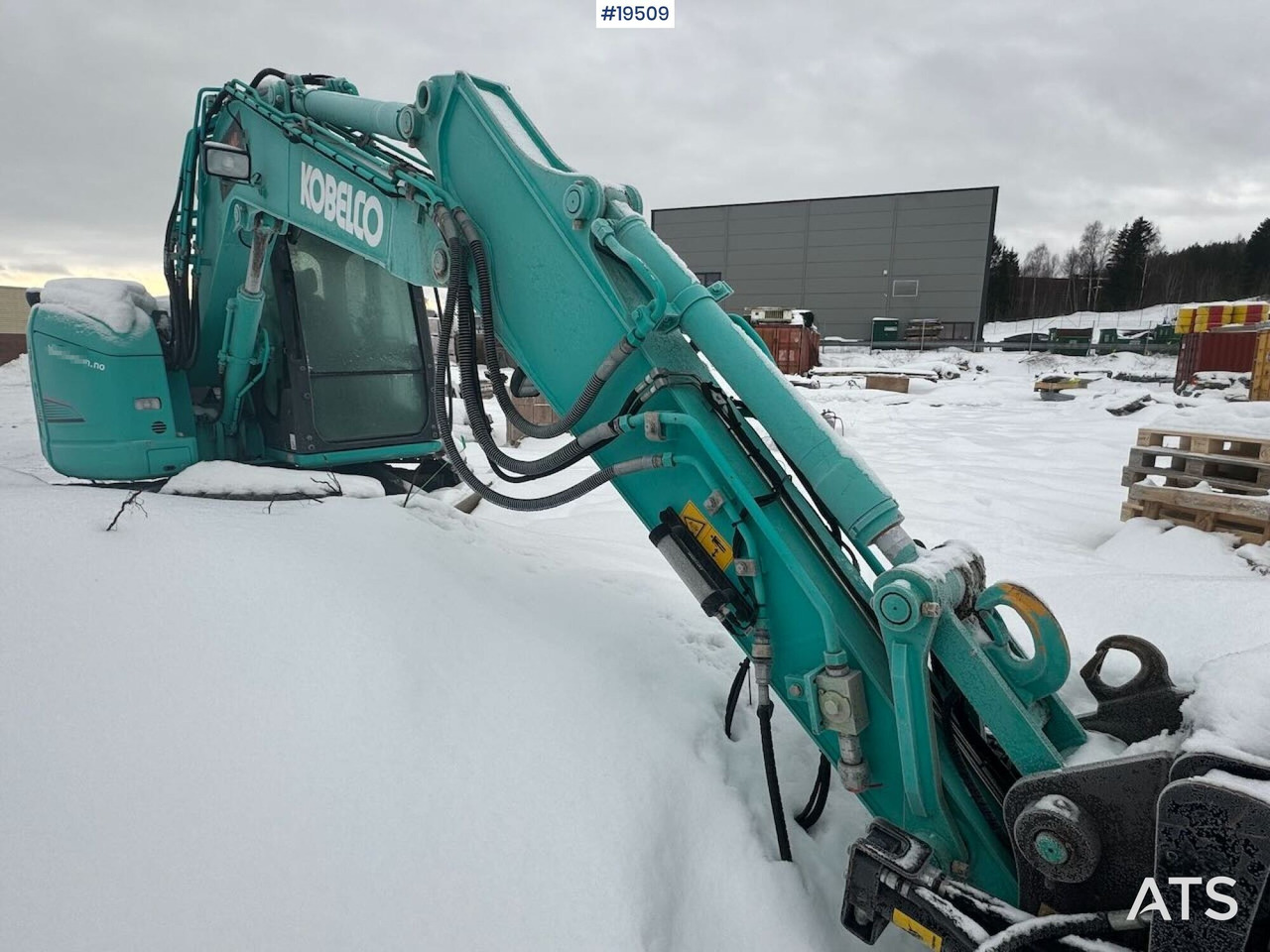 Kobelco SK75SR-3E - Ekskavators: foto 5 Kobelco SK75SR-3E - Ekskavators: foto 5