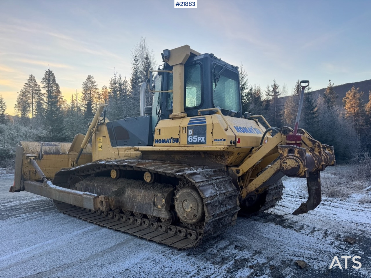 Komatsu D65 PX-15 - Buldozers: foto 4 Komatsu D65 PX-15 - Buldozers: foto 4