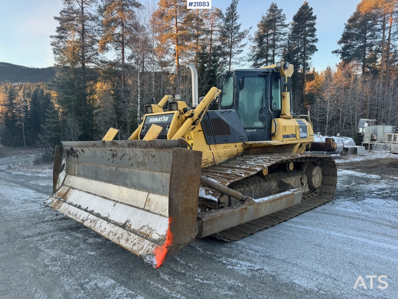 Komatsu D65 PX-15 - Buldozers: foto 2 Komatsu D65 PX-15 - Buldozers: foto 2