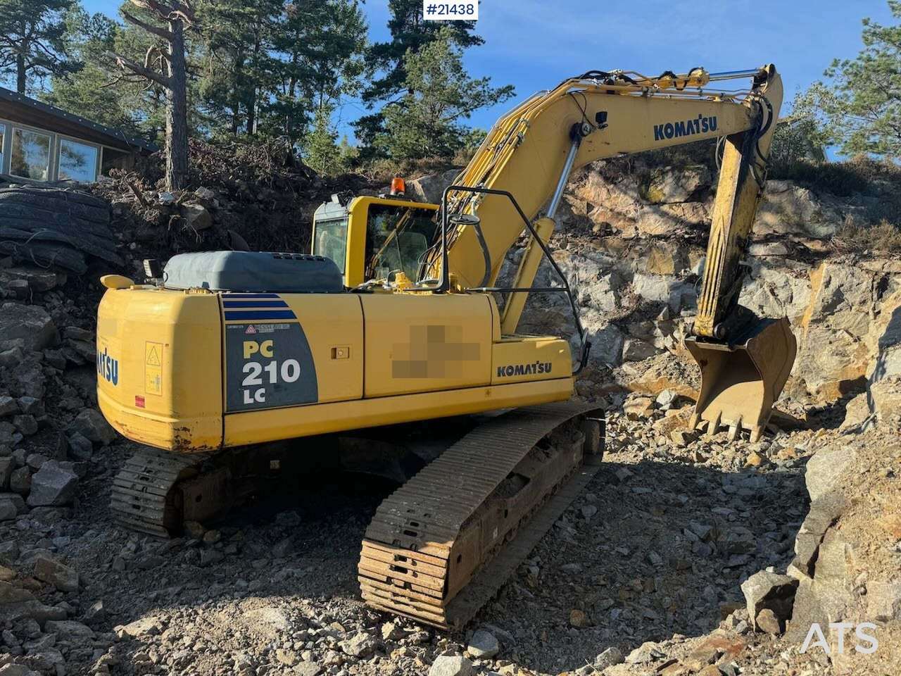 Komatsu PC210LC-8 - Kāpurķēžu ekskavators: foto 1 Komatsu PC210LC-8 - Kāpurķēžu ekskavators: foto 1