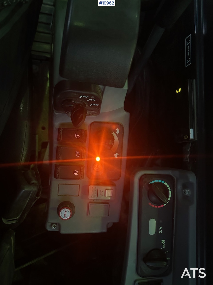 Ekskavators Kubota KX057-4: foto 41