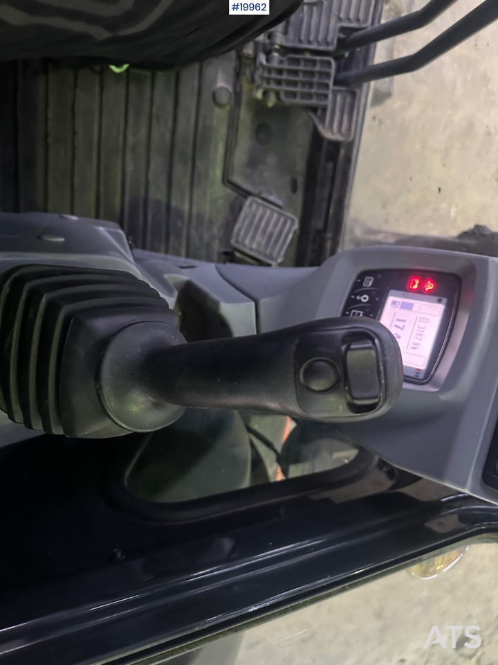 Ekskavators Kubota KX057-4: foto 38