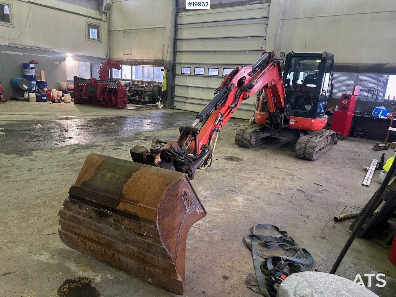Ekskavators Kubota KX057-4: foto 8