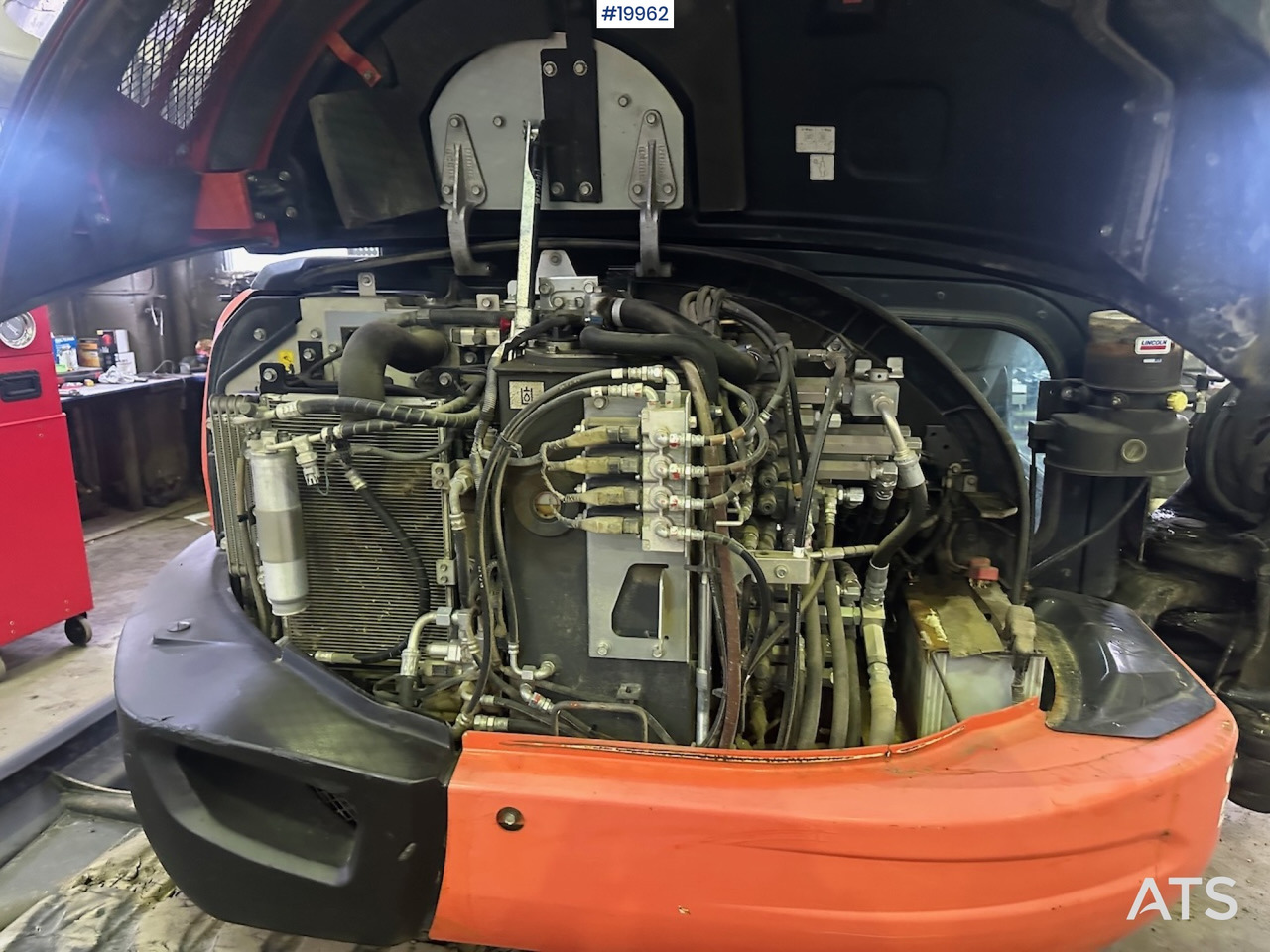 Ekskavators Kubota KX057-4: foto 22