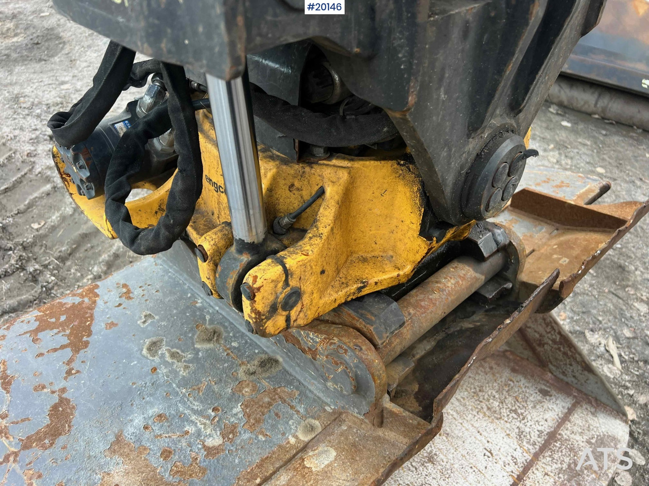 Ekskavators Kubota KX080-4: foto 32