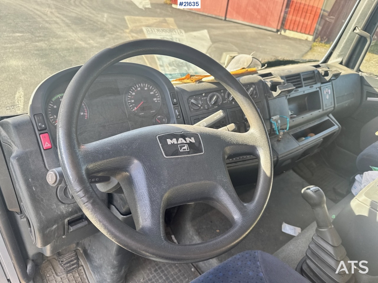 Kravas automašīna ar slēgto virsbūvi MAN MAN TGL 8.180 4x2 Skapbil: foto 34 Kravas automašīna ar slēgto virsbūvi MAN MAN TGL 8.180 4x2 Skapbil: foto 34