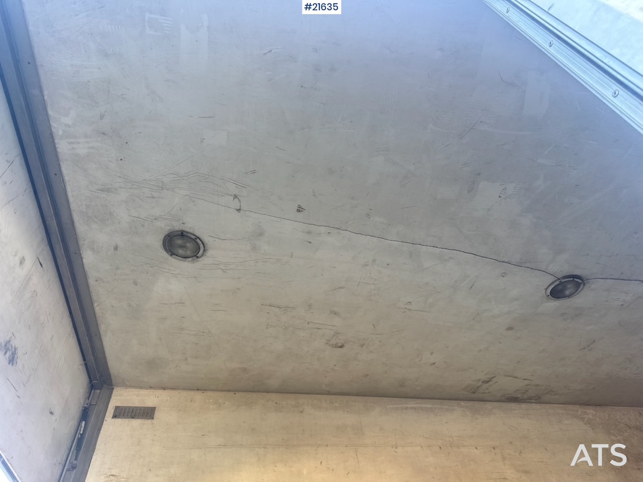 Kravas automašīna ar slēgto virsbūvi MAN MAN TGL 8.180 4x2 Skapbil: foto 26 Kravas automašīna ar slēgto virsbūvi MAN MAN TGL 8.180 4x2 Skapbil: foto 26