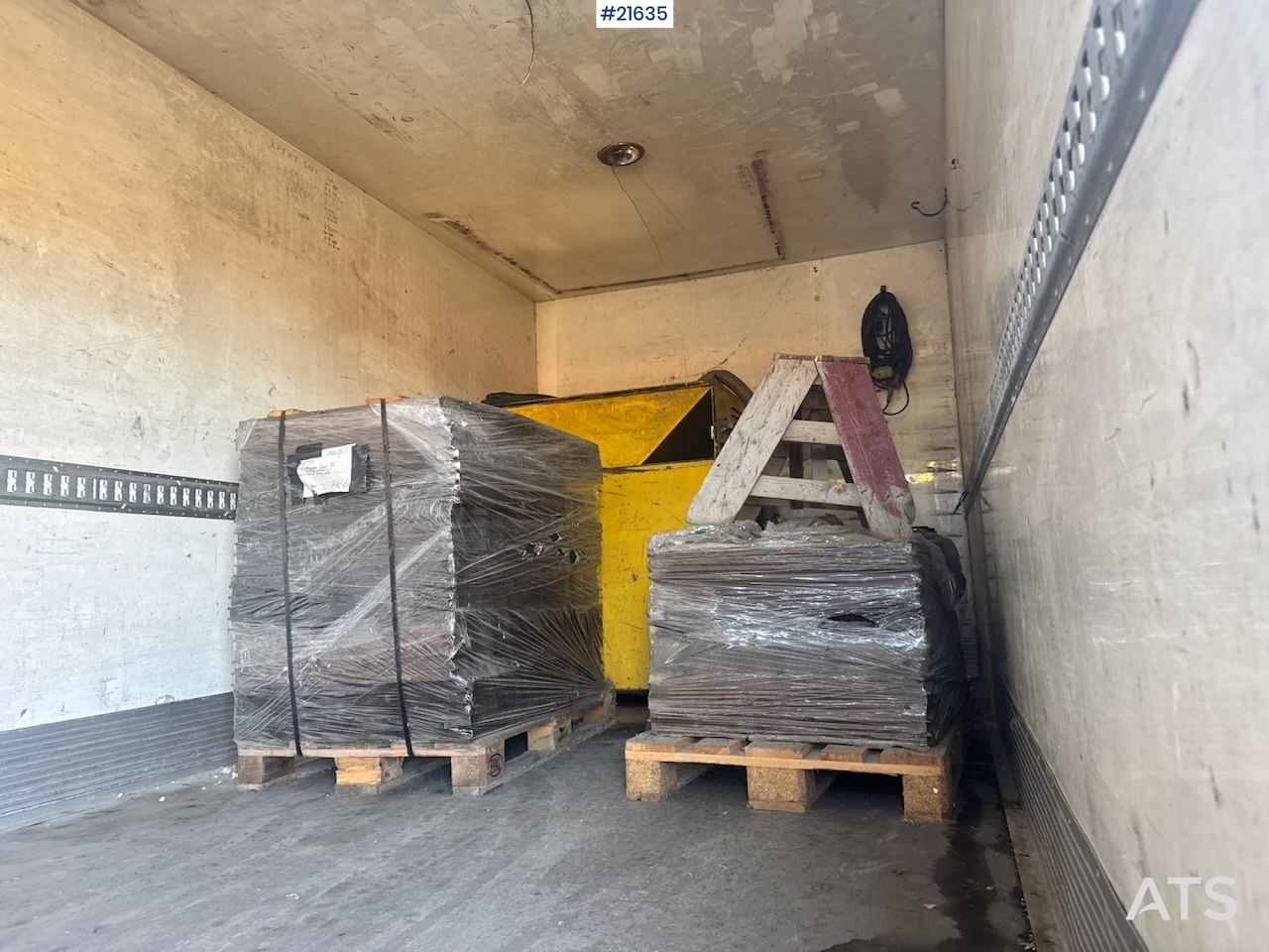 Kravas automašīna ar slēgto virsbūvi MAN MAN TGL 8.180 4x2 Skapbil: foto 22 Kravas automašīna ar slēgto virsbūvi MAN MAN TGL 8.180 4x2 Skapbil: foto 22