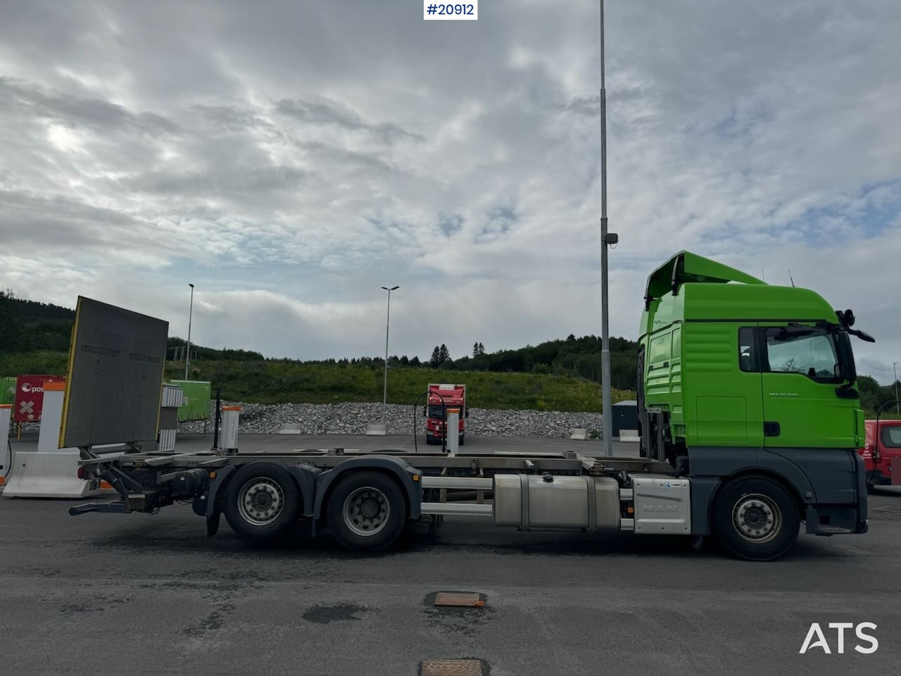 MAN TGX 26.500 - Konteineru vedējs/ Kravas automašīna ar noņemamā virsbūve: foto 4 MAN TGX 26.500 - Konteineru vedējs/ Kravas automašīna ar noņemamā virsbūve: foto 4