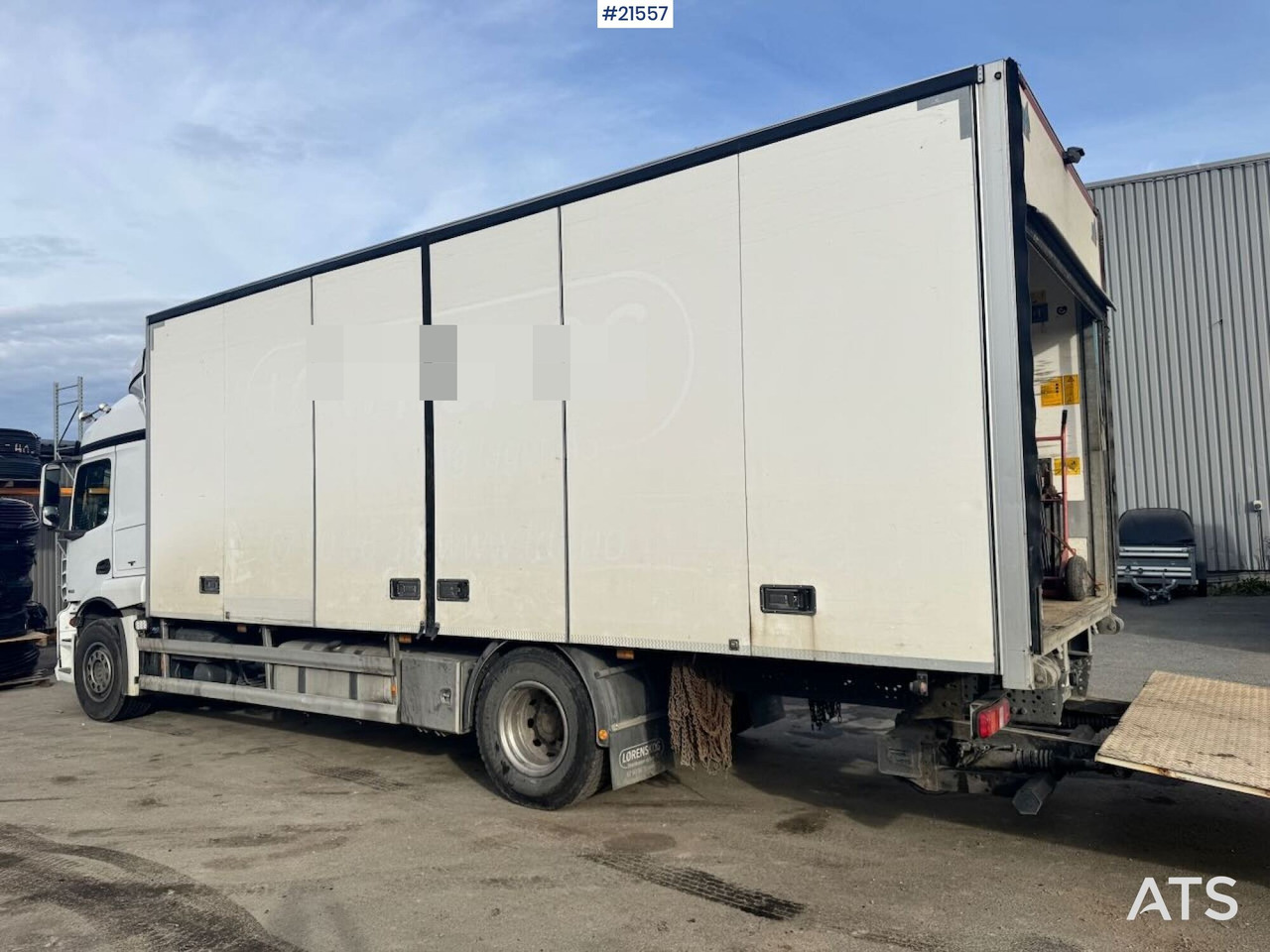 Mercedes Actros 1832 - Kravas automašīna ar slēgto virsbūvi: foto 5 Mercedes Actros 1832 - Kravas automašīna ar slēgto virsbūvi: foto 5