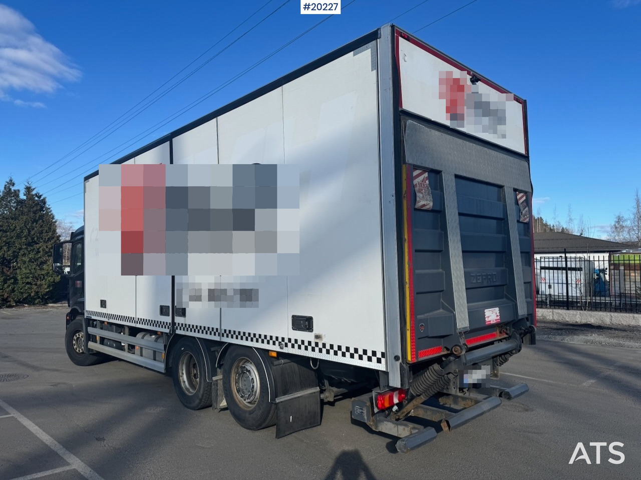 Mercedes Antos - Kravas automašīna ar slēgto virsbūvi: foto 4 Mercedes Antos - Kravas automašīna ar slēgto virsbūvi: foto 4