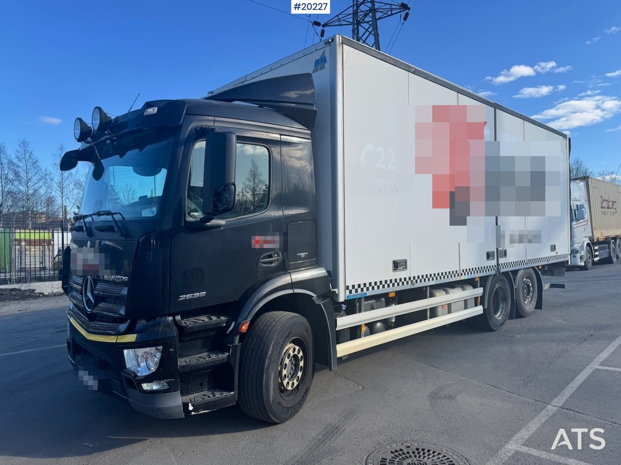 Mercedes Antos - Kravas automašīna ar slēgto virsbūvi: foto 2 Mercedes Antos - Kravas automašīna ar slēgto virsbūvi: foto 2
