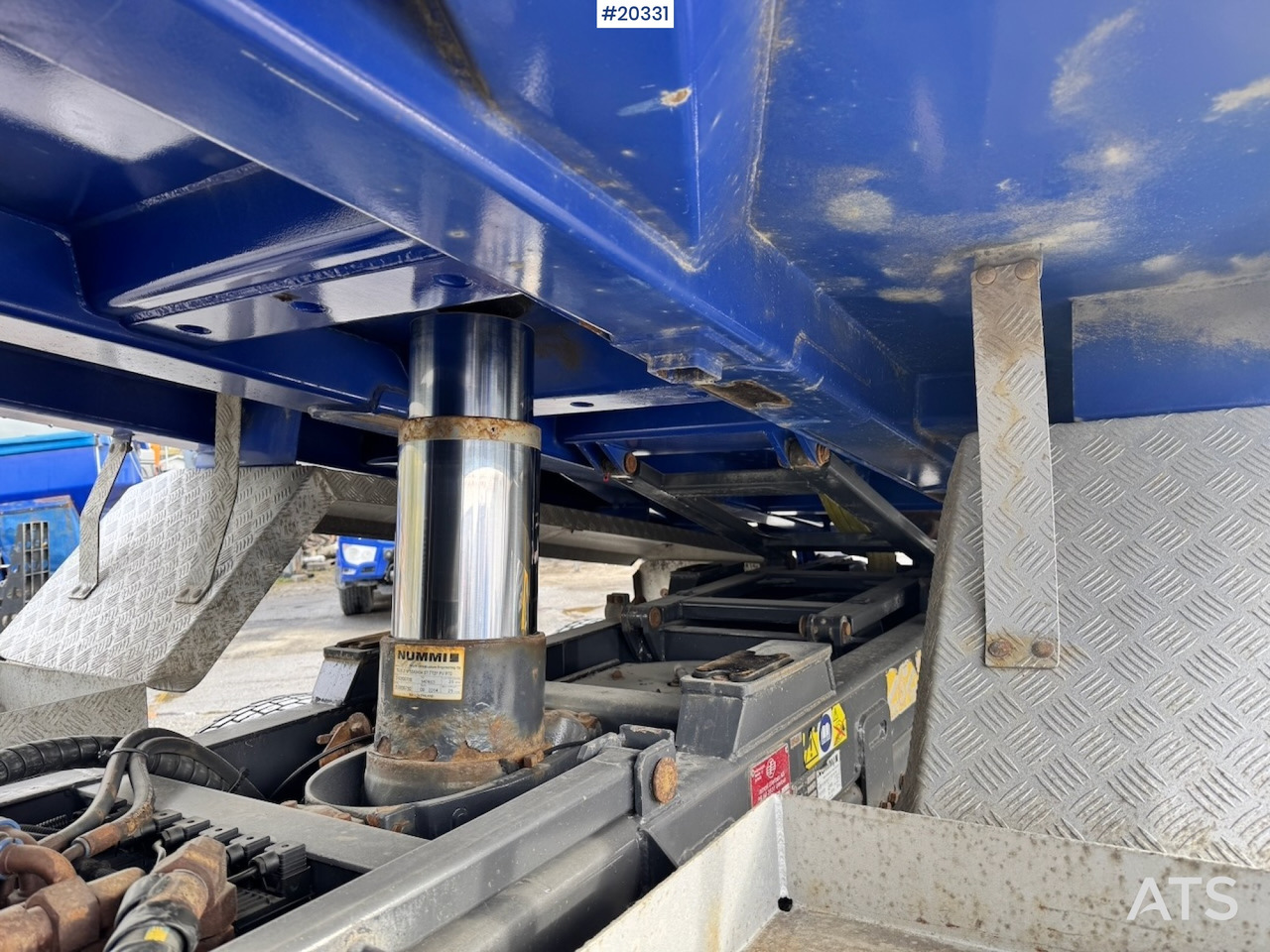 Kravas automašīna pašizgāzējs Mercedes Arocs 2663: foto 22
