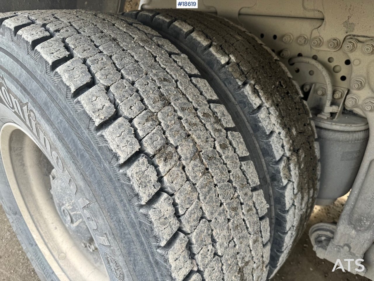 Betonvedējs Mercedes Arocs 3246: foto 15