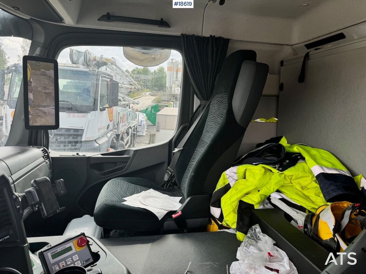 Betonvedējs Mercedes Arocs 3246: foto 24