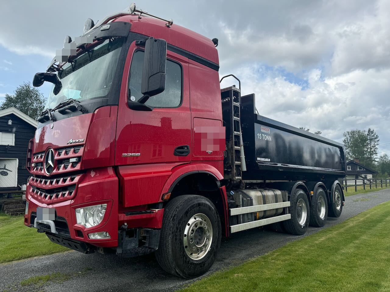 Mercedes Arocs 3258 - Pacēlājs ar āķi: foto 1 Mercedes Arocs 3258 - Pacēlājs ar āķi: foto 1