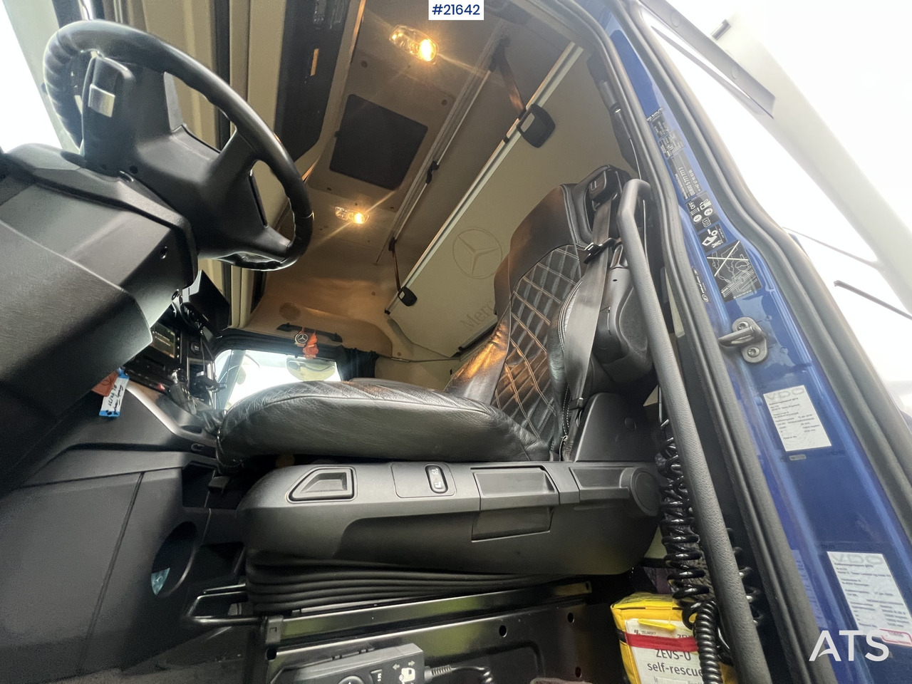 Kravas automašīna ar slēgto virsbūvi Mercedes-Benz Actrox 6x2 skapbil m/ kjøl/frys aggregat: foto 27 Kravas automašīna ar slēgto virsbūvi Mercedes-Benz Actrox 6x2 skapbil m/ kjøl/frys aggregat: foto 27