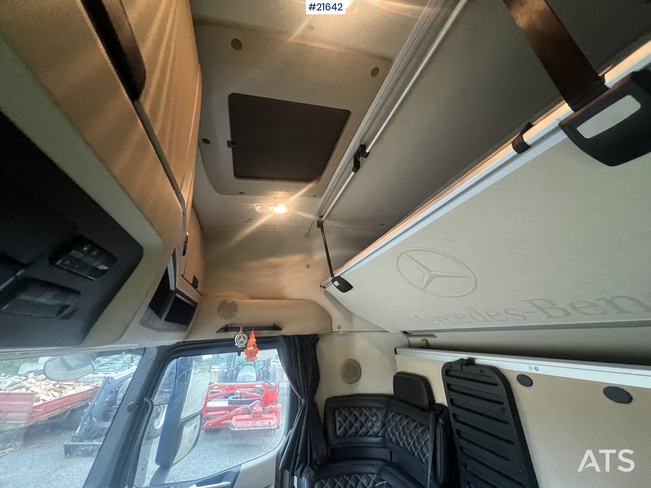 Kravas automašīna ar slēgto virsbūvi Mercedes-Benz Actrox 6x2 skapbil m/ kjøl/frys aggregat: foto 31 Kravas automašīna ar slēgto virsbūvi Mercedes-Benz Actrox 6x2 skapbil m/ kjøl/frys aggregat: foto 31