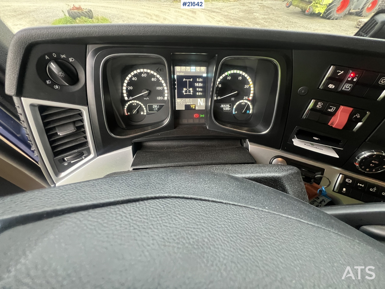 Kravas automašīna ar slēgto virsbūvi Mercedes-Benz Actrox 6x2 skapbil m/ kjøl/frys aggregat: foto 35 Kravas automašīna ar slēgto virsbūvi Mercedes-Benz Actrox 6x2 skapbil m/ kjøl/frys aggregat: foto 35