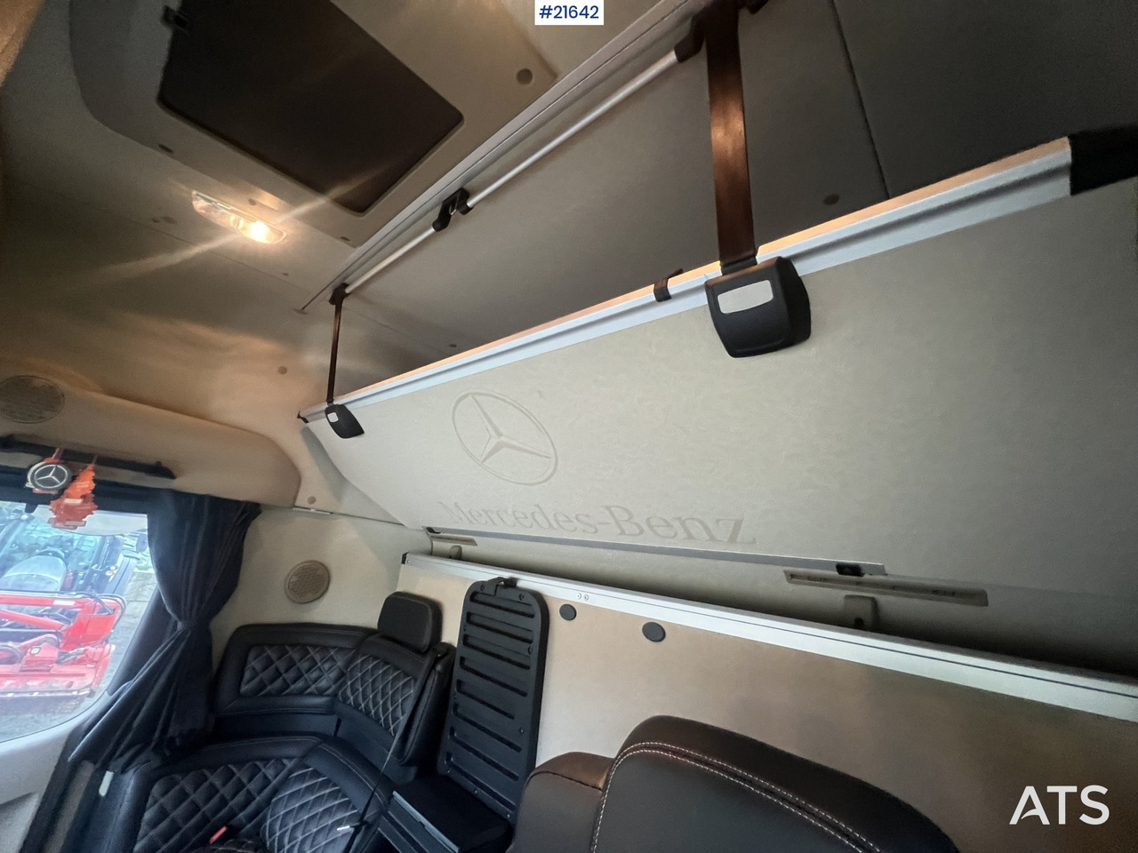 Kravas automašīna ar slēgto virsbūvi Mercedes-Benz Actrox 6x2 skapbil m/ kjøl/frys aggregat: foto 30 Kravas automašīna ar slēgto virsbūvi Mercedes-Benz Actrox 6x2 skapbil m/ kjøl/frys aggregat: foto 30