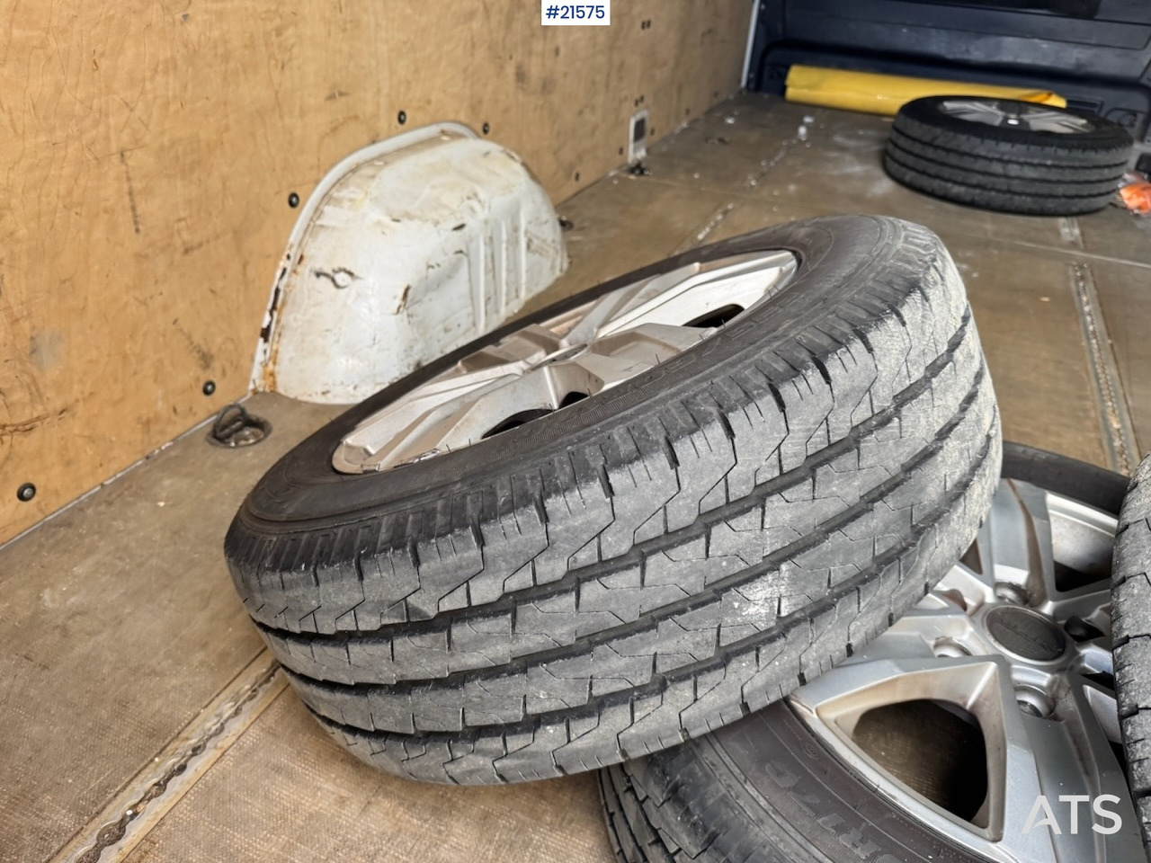 Mercedes-Benz SPRINTER līzingu Mercedes-Benz SPRINTER: foto 25 Mercedes-Benz SPRINTER līzingu Mercedes-Benz SPRINTER: foto 25