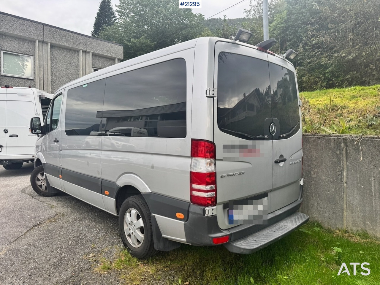 Mercedes Sprinter 316 - Mikroautobuss, Pasažieru furgons: foto 4 Mercedes Sprinter 316 - Mikroautobuss, Pasažieru furgons: foto 4