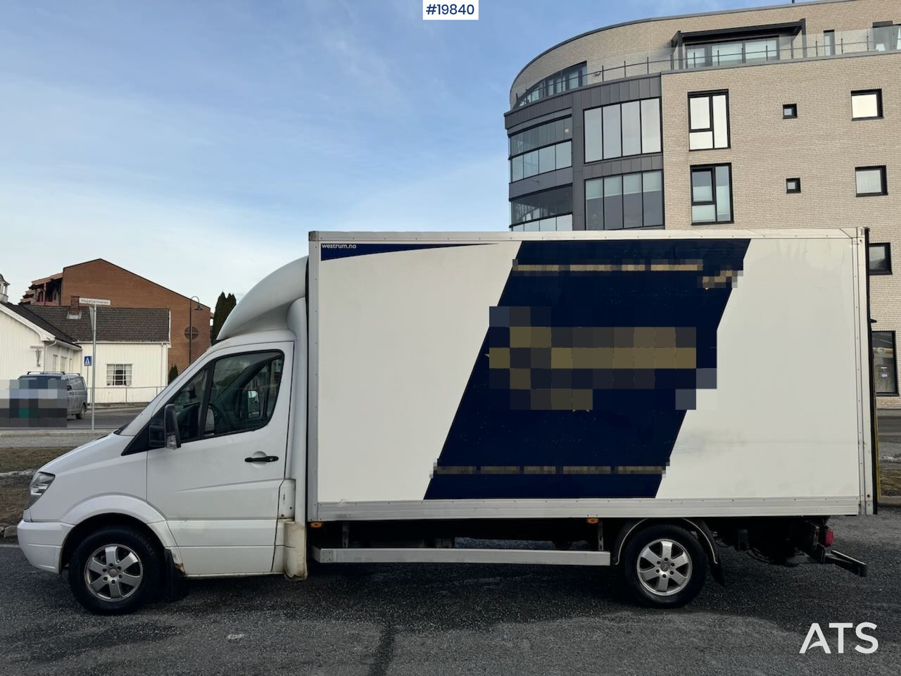 Mercedes Sprinter - Kravas automašīna ar slēgto virsbūvi: foto 2 Mercedes Sprinter - Kravas automašīna ar slēgto virsbūvi: foto 2