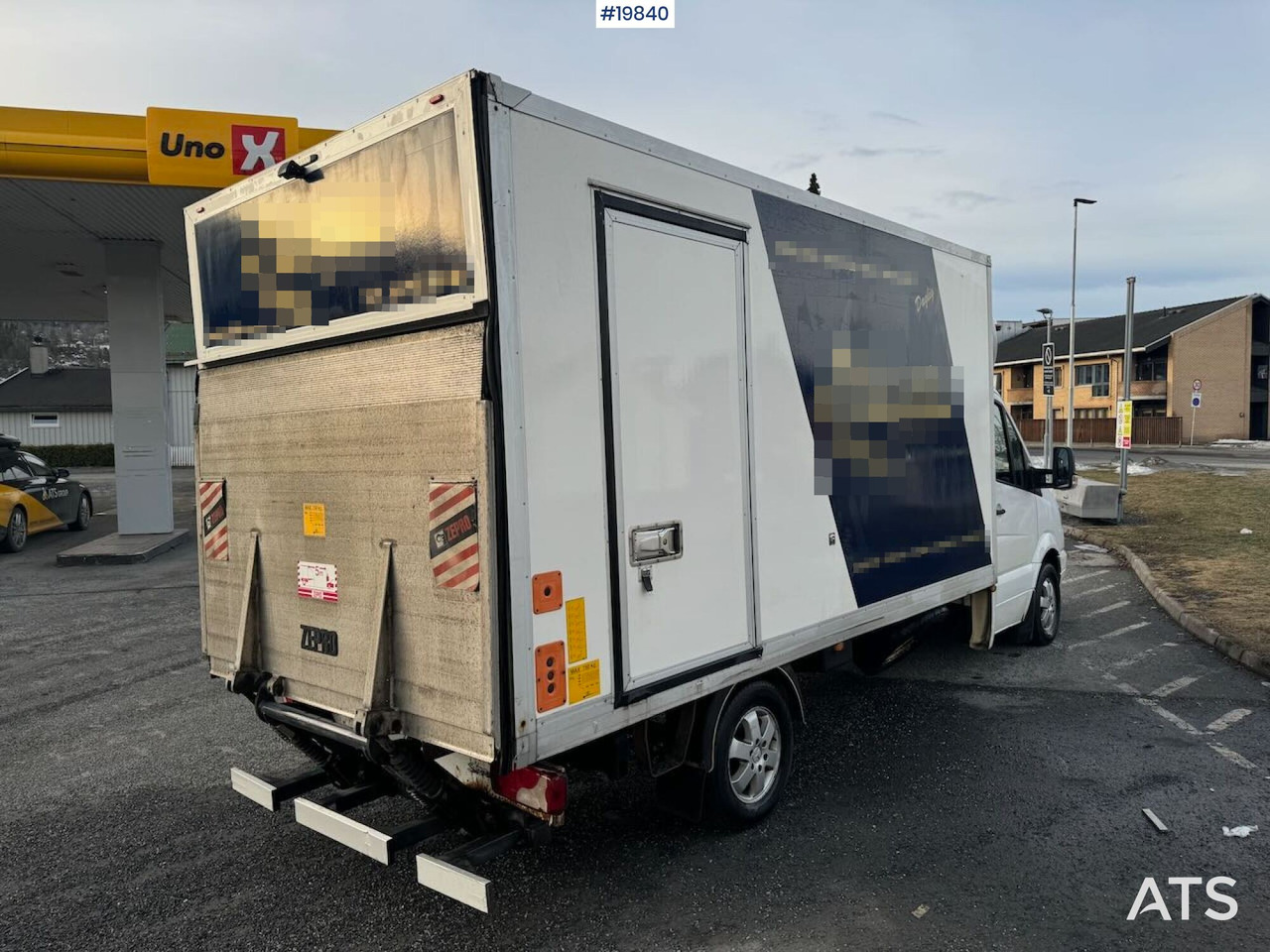 Mercedes Sprinter - Kravas automašīna ar slēgto virsbūvi: foto 5 Mercedes Sprinter - Kravas automašīna ar slēgto virsbūvi: foto 5