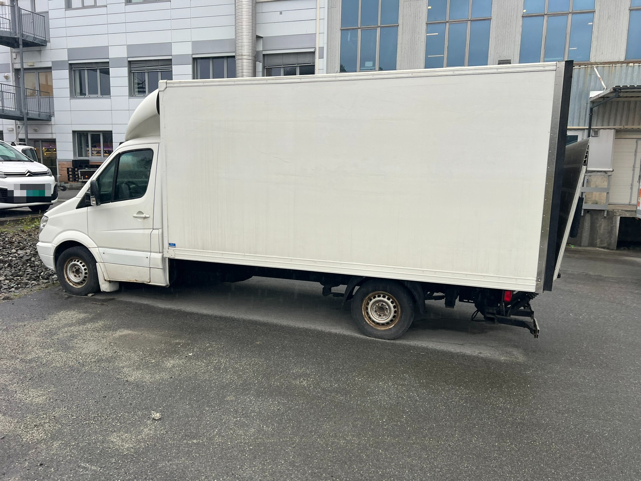 Mercedes Varebil - Kravas automašīna ar slēgto virsbūvi: foto 4 Mercedes Varebil - Kravas automašīna ar slēgto virsbūvi: foto 4