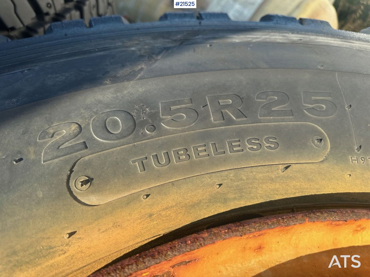 Michelin hjullaster dekk til Volvo L110 - Ritenis - Celtniecības tehnika: foto 3 Michelin hjullaster dekk til Volvo L110 - Ritenis - Celtniecības tehnika: foto 3