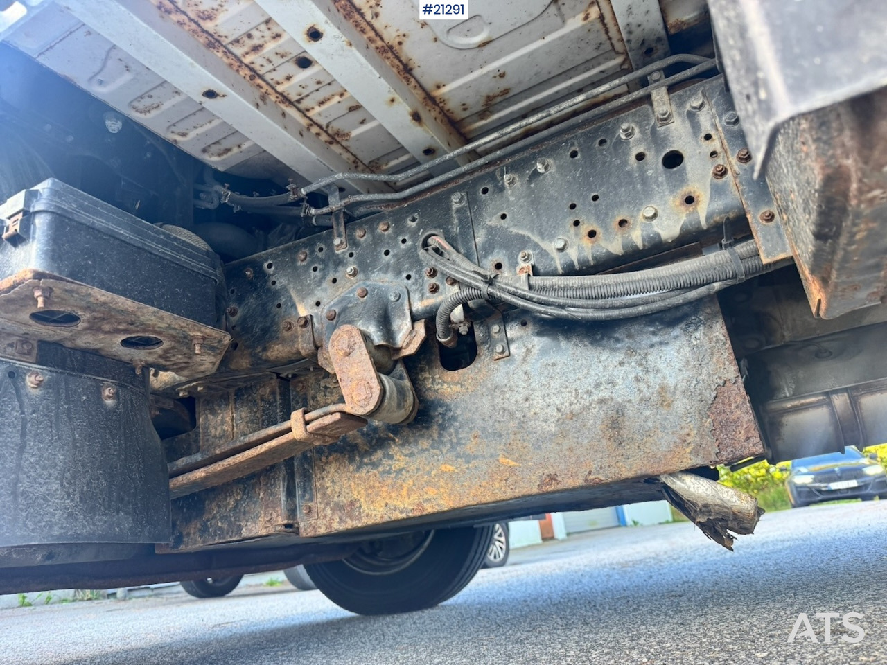 Bortu kravas automašīna/ Platforma Mitsubishi Fuso Canter: foto 25 Bortu kravas automašīna/ Platforma Mitsubishi Fuso Canter: foto 25