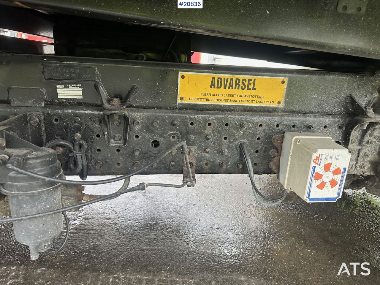 Bortu kravas automašīna/ Platforma Mitsubishi Fuso: foto 15