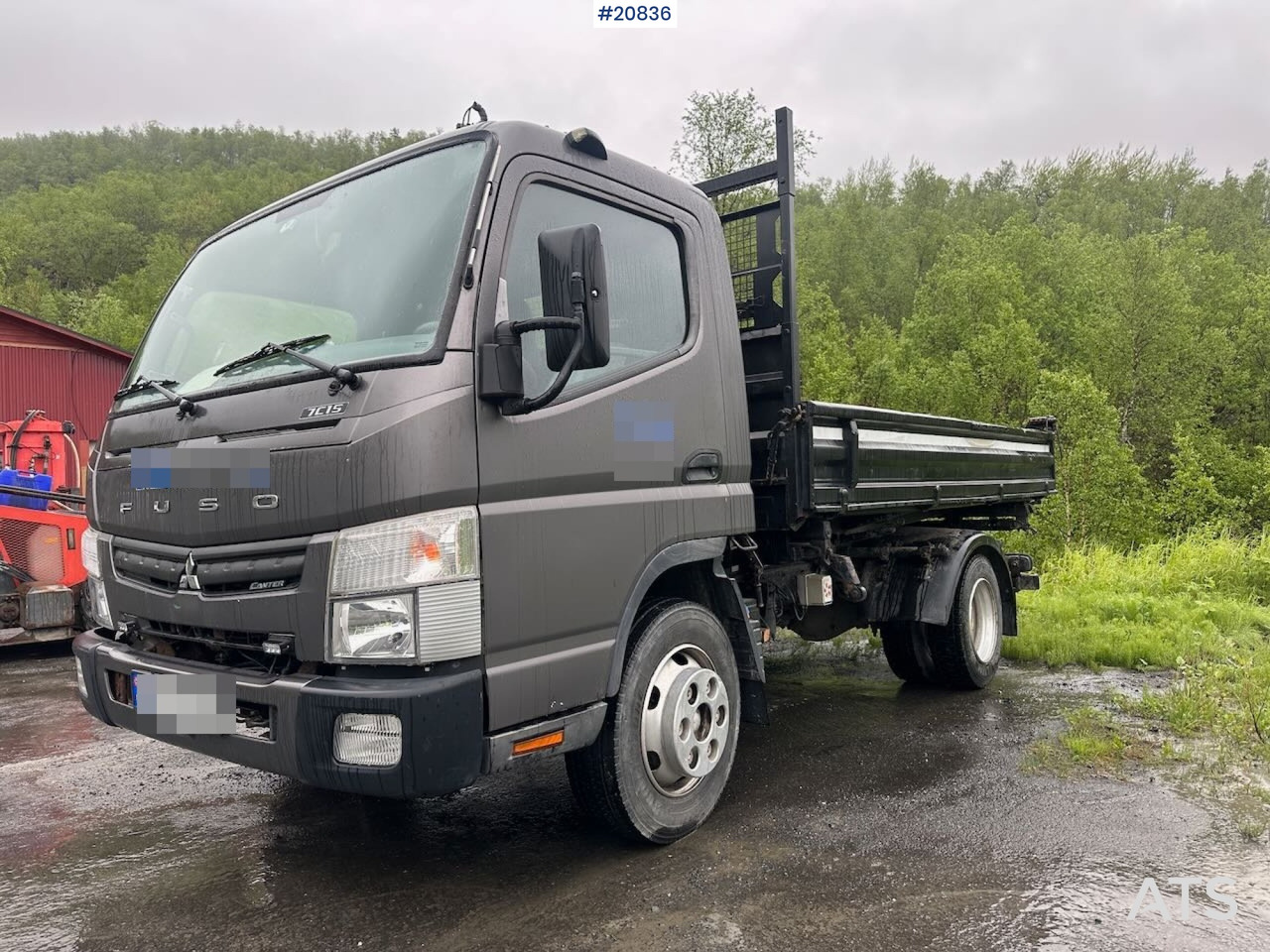 Mitsubishi Fuso - Bortu kravas automašīna/ Platforma: foto 1 Mitsubishi Fuso - Bortu kravas automašīna/ Platforma: foto 1