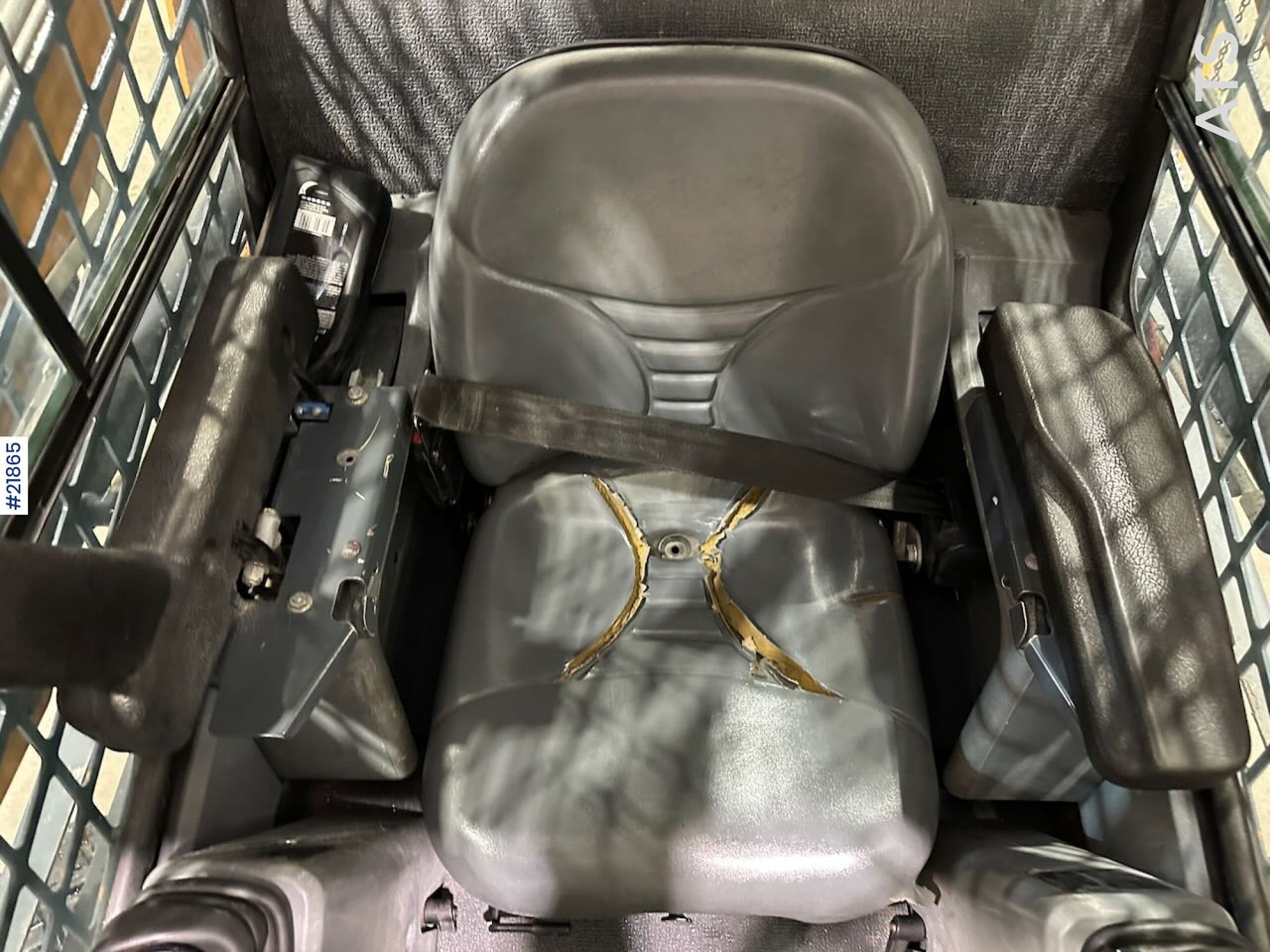 Kompaktiekrāvējs Mustang 220R kompaktlaster m/planeringskuffe og pallegafler: foto 14