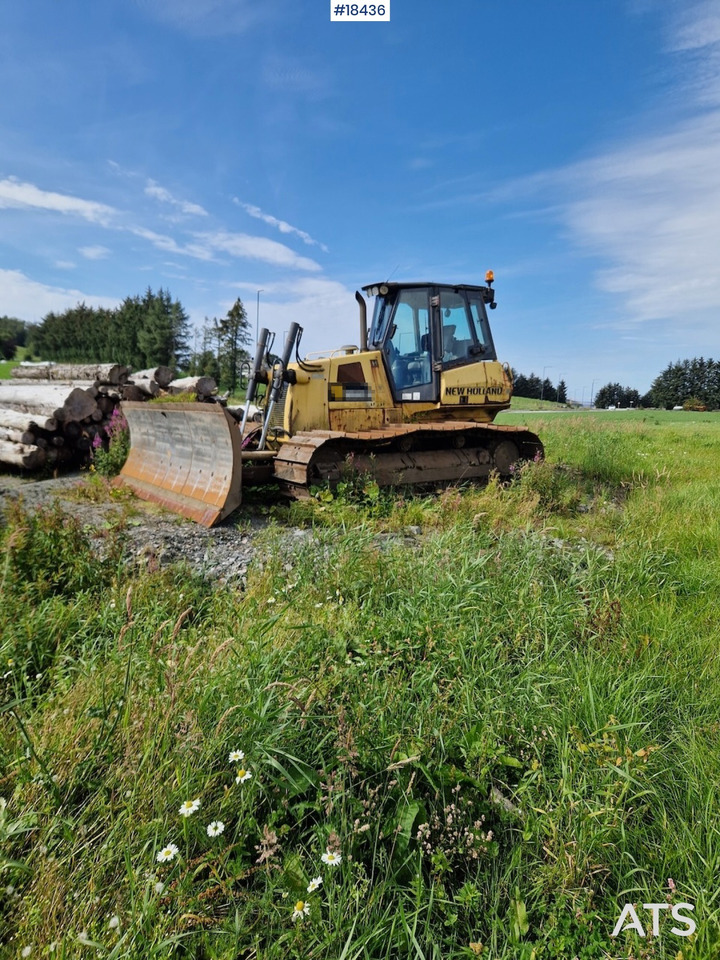 New Holland D150B - Buldozers: foto 4 New Holland D150B - Buldozers: foto 4