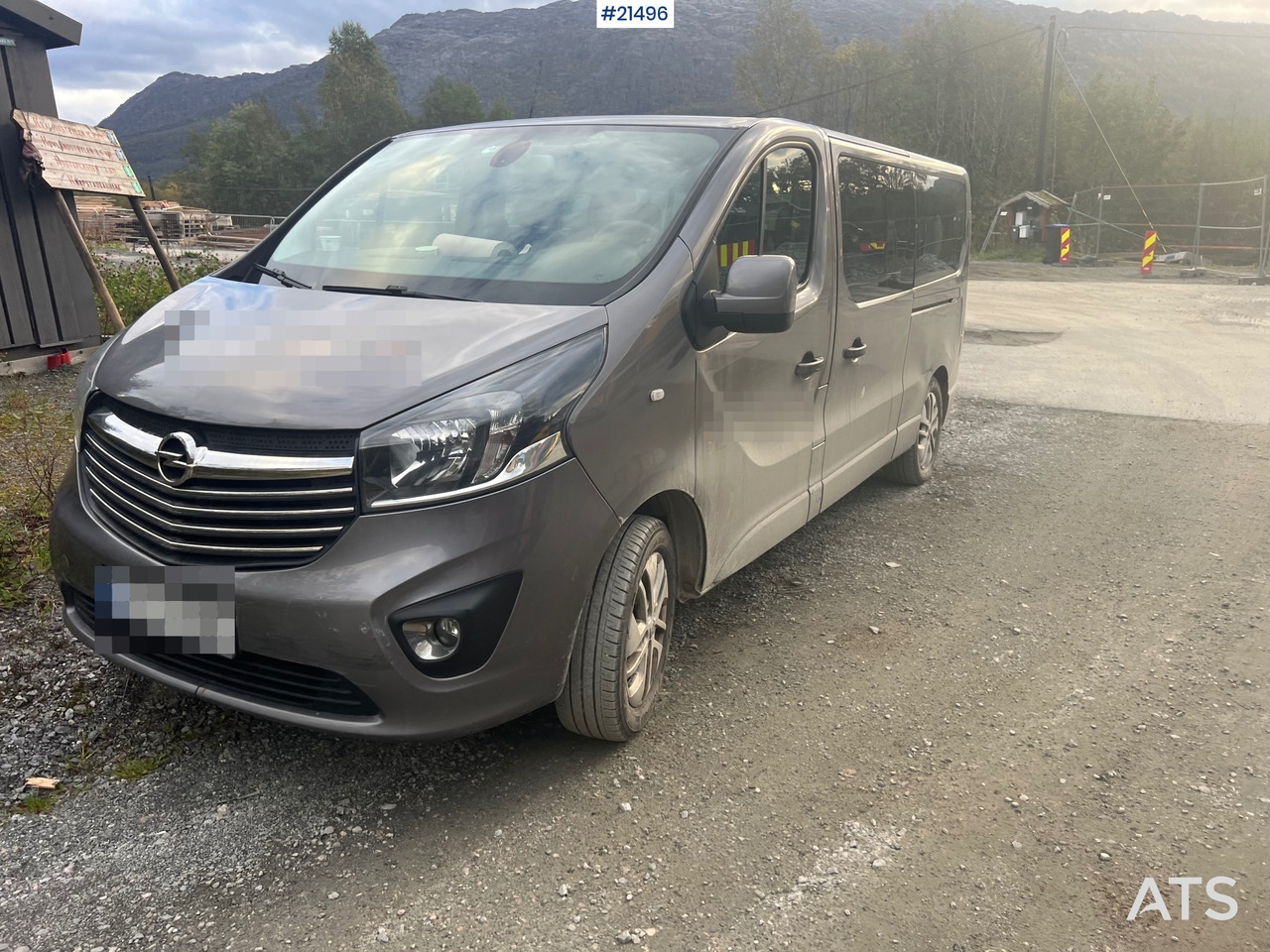 Opel VIVARO - Pasažieru furgons: foto 1 Opel VIVARO - Pasažieru furgons: foto 1