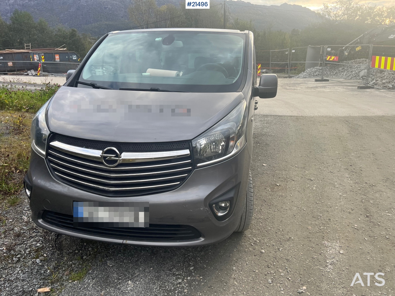 Opel VIVARO - Pasažieru furgons: foto 2 Opel VIVARO - Pasažieru furgons: foto 2