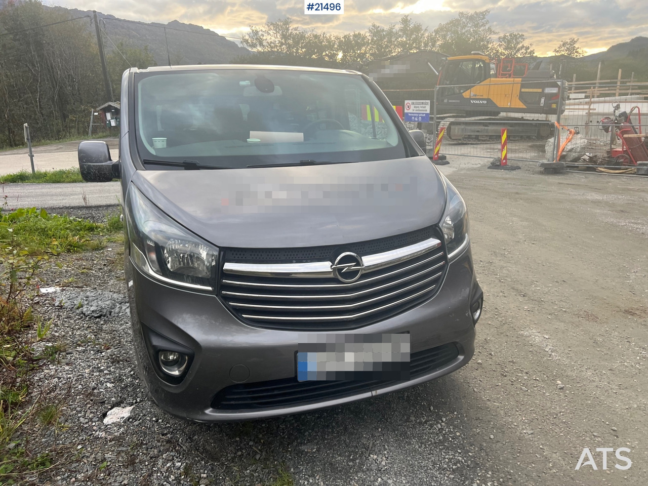 Opel VIVARO - Pasažieru furgons: foto 4 Opel VIVARO - Pasažieru furgons: foto 4