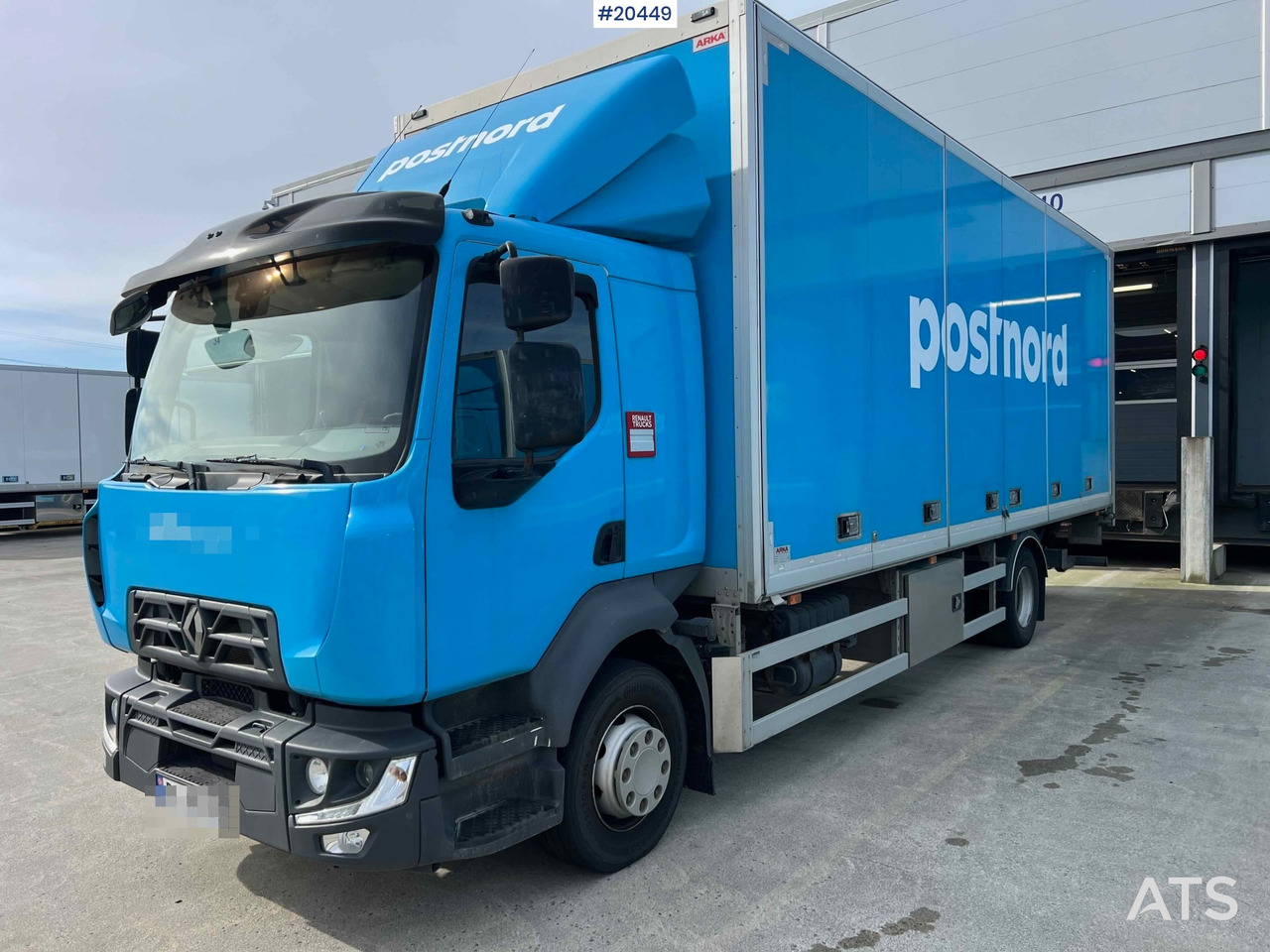Renault D250 - Kravas automašīna ar slēgto virsbūvi: foto 1 Renault D250 - Kravas automašīna ar slēgto virsbūvi: foto 1