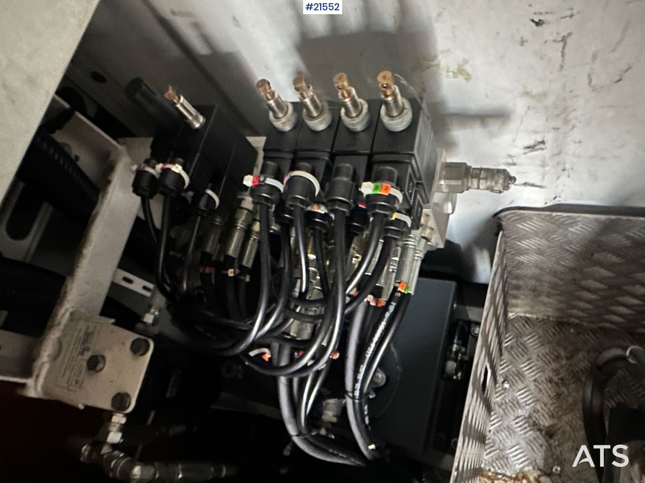 Autopacēlājs, Kravas mikroautobuss Renault Master: foto 23 Autopacēlājs, Kravas mikroautobuss Renault Master: foto 23